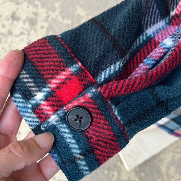 EUC Maurices plaid button-down jacket/shirt - Picture 5 of 16